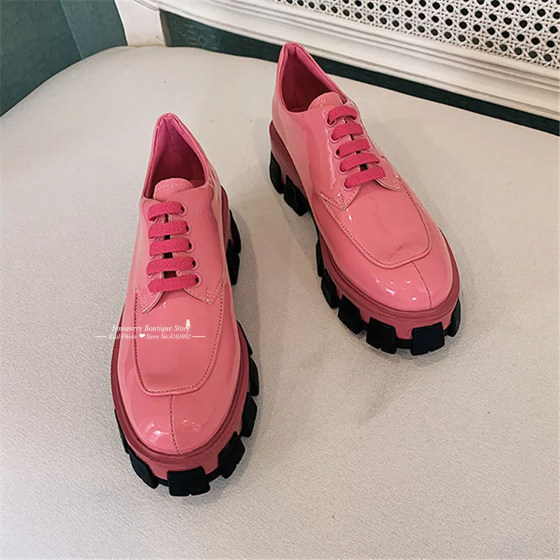 Pink Новое поступление; Туфли-оксфорды на плоской подошве; женские удобные туфли на толстой плоской подошве с круглым носком и перекрестной шнуровкой; шикарные женские туфли ярких цветов; Mujer - Цвет: Pink