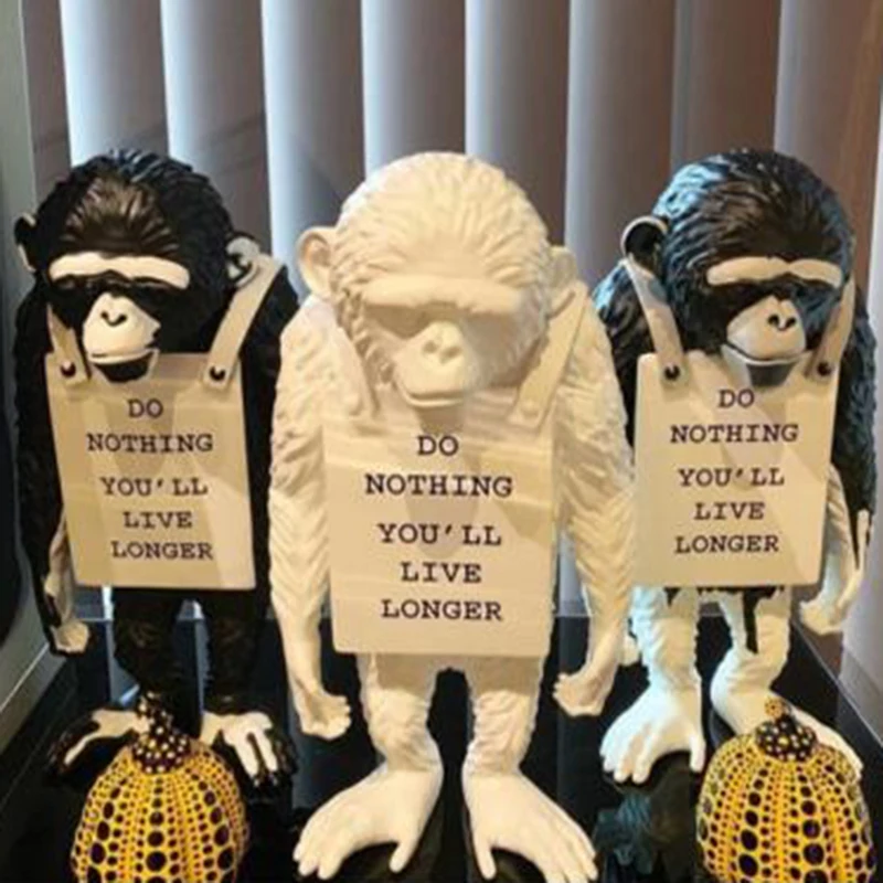 

Monkey Sign Do Nothing You'll Live Longer Black and White Version British Art Modern Statue Inspired by Banksy's Work apes