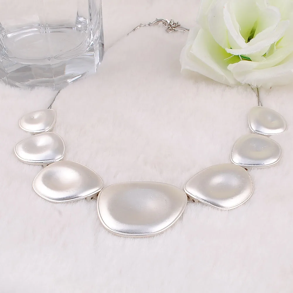 Классическое матовое посеребренное ожерелье 7 дюймов необычный нагрудник