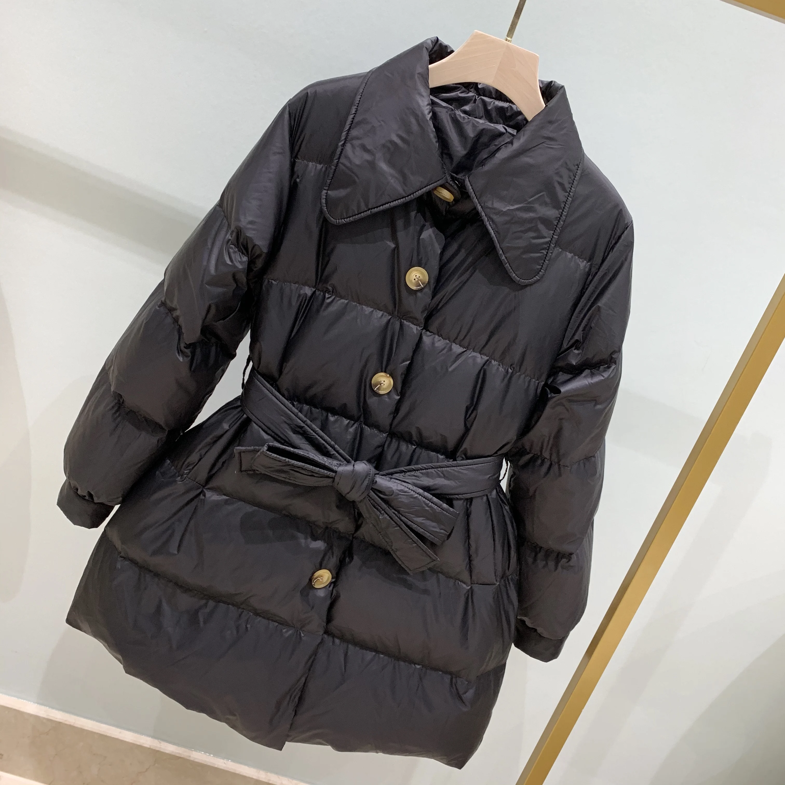 Женский пуховик на 90% белом утином пуху теплая непродуваемая куртка свободного