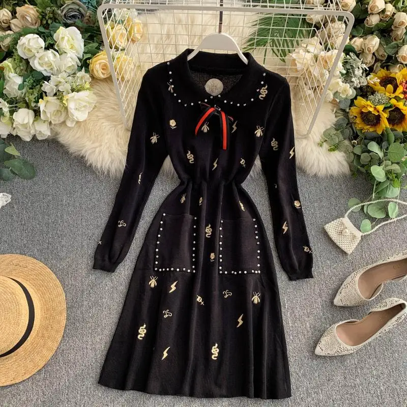 2019 Новая мода женские вязаные платья Популярные темперамент вышивка