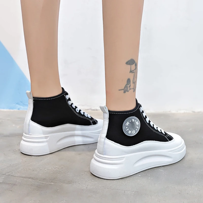 2019 черные осенние парусиновые женские кроссовки на толстой подошве модные