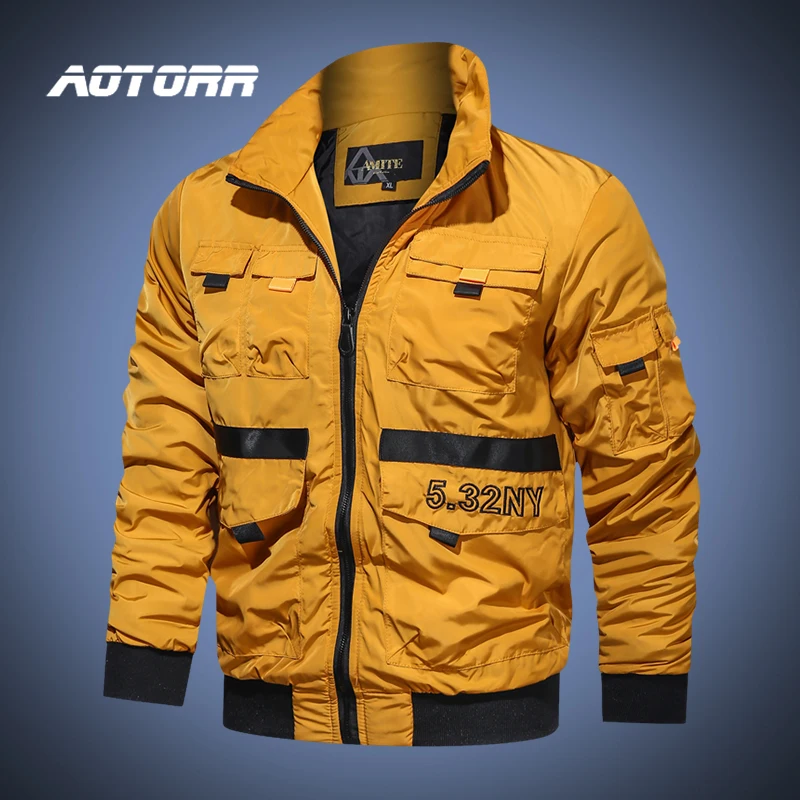 Мужская куртка карго в стиле милитари демисезонная бомбер цвета хаки для