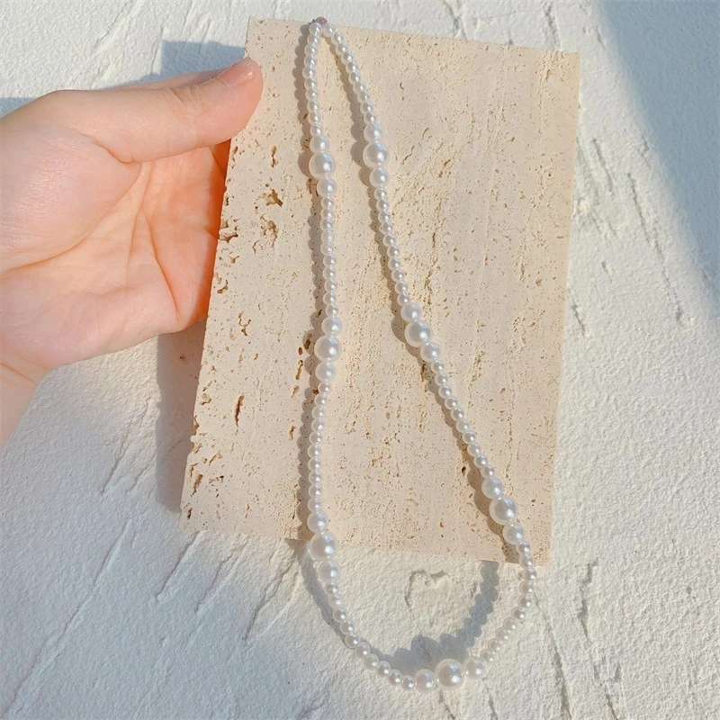 2021 New Transparent Heart Round Beads Imitation Pearl Beaded Mobile Phone Chain Lanyard for Women Anti-lost Accessories |