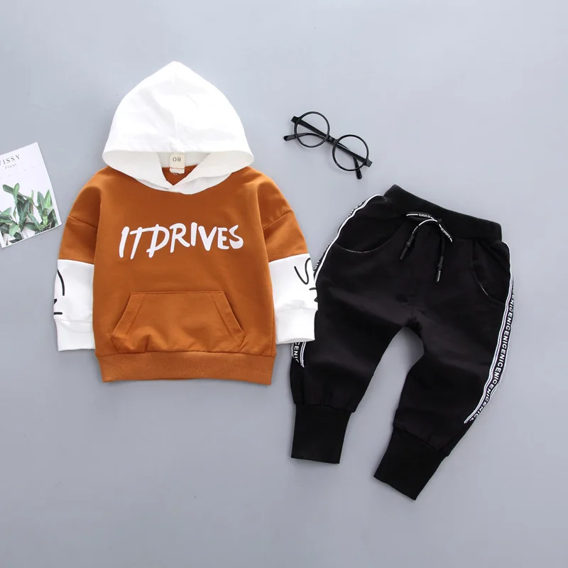 Комплект одежды модная толстовка с капюшоном и штаны надписью | Детская одежда