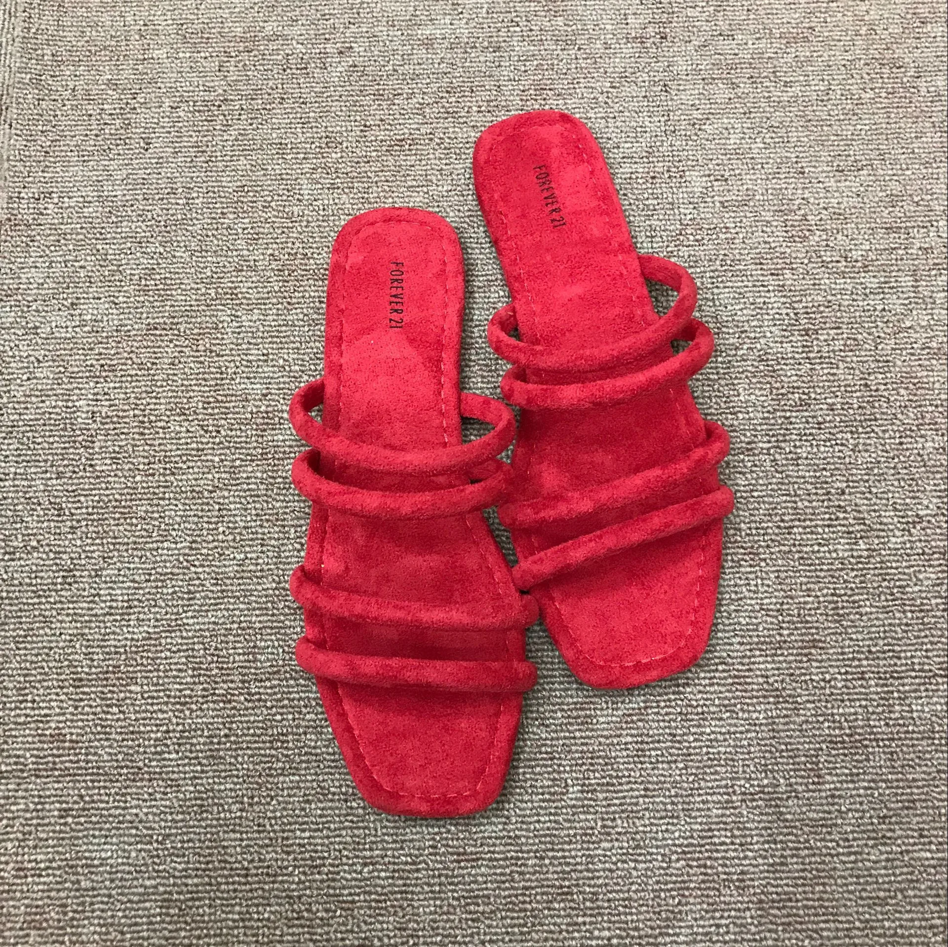 

2020 New Summer Beach Slippers Women Outdoor Cute Casual Slippers Flat with Comfort Flock Slip-on Slides Zapatos De Mujer