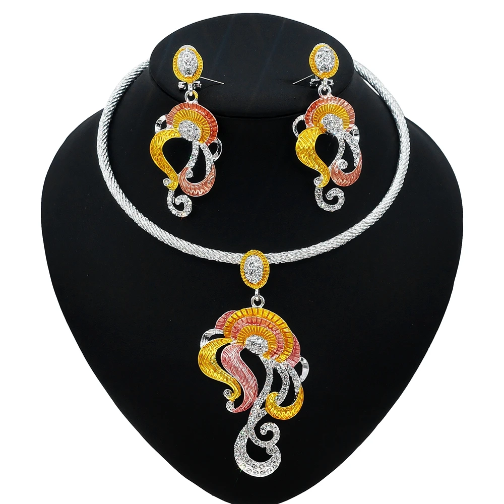 Свадебный ювелирный набор Yulaili из Дубая золотистого цвета трехцветный кулон