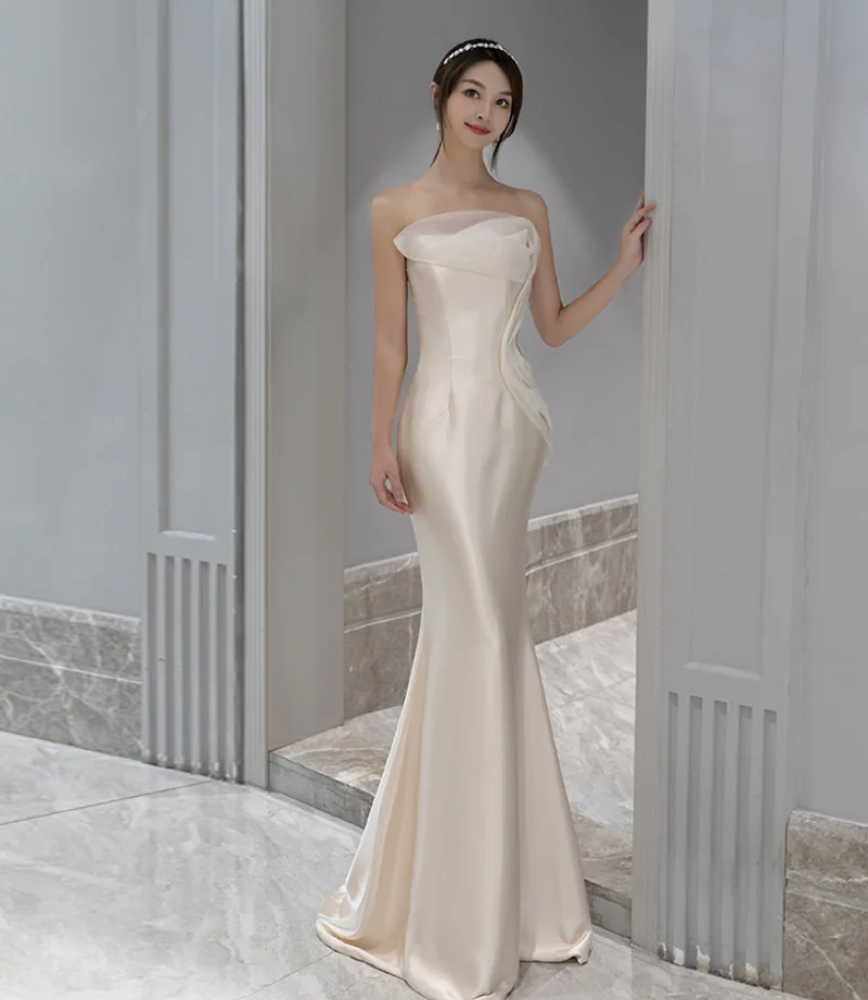 2021 Strapless Sleeveless Soft Satin Sheath Backless Slim Simple Plain Wedding Dress Bride Gown Vestidos De Novia
