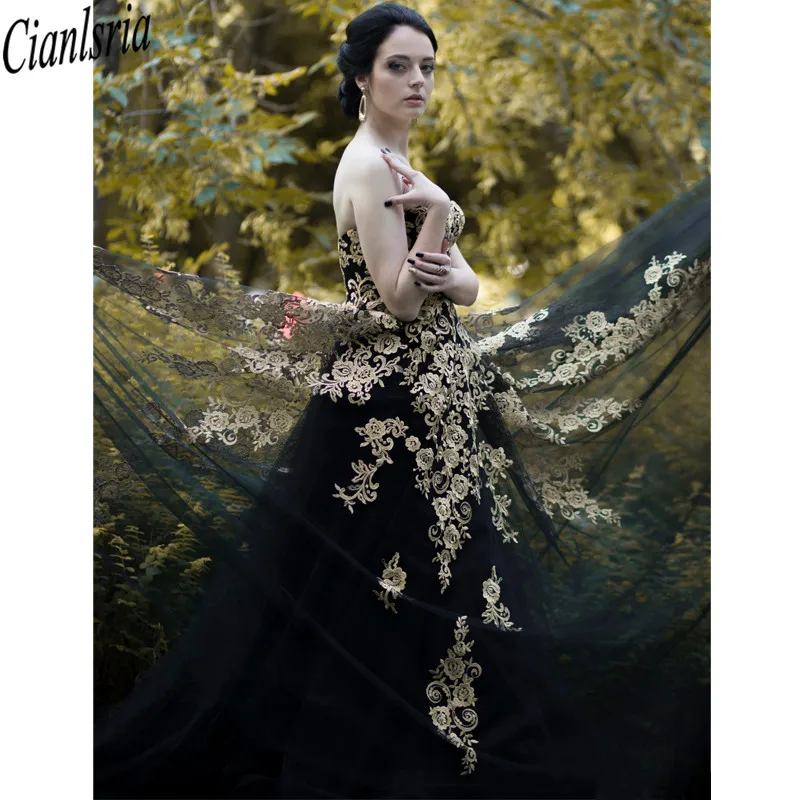 

New Gold Black Gothic Quinceanera Dress Sweetheart A-line Short Train Corset Lace-up Back Women Non Sweet 16 Dress Vintage