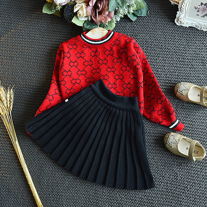 

Spring and Autumn New Korean Girl Suit All-match Sweater Top +Pleated Mini Skirt Two-piece Suit