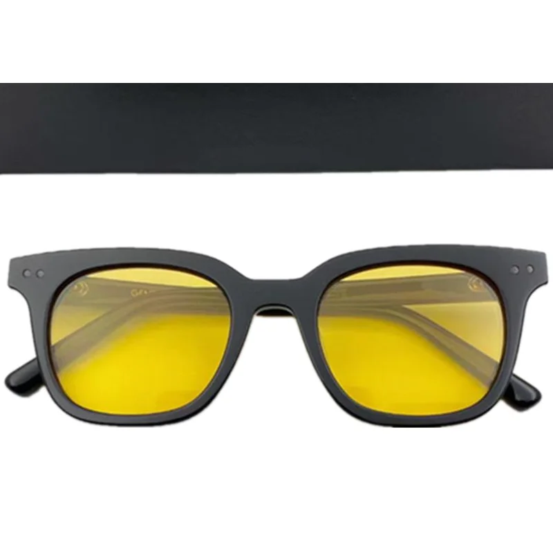 Солнцезащитные очки унисекс UV400 корейские и японские с квадратными досками