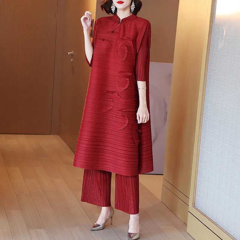 2021 early autumn new women's red dress two-piece suit Miyak fold Fashion plus size loose party suit Three Quarter Long T-shirt