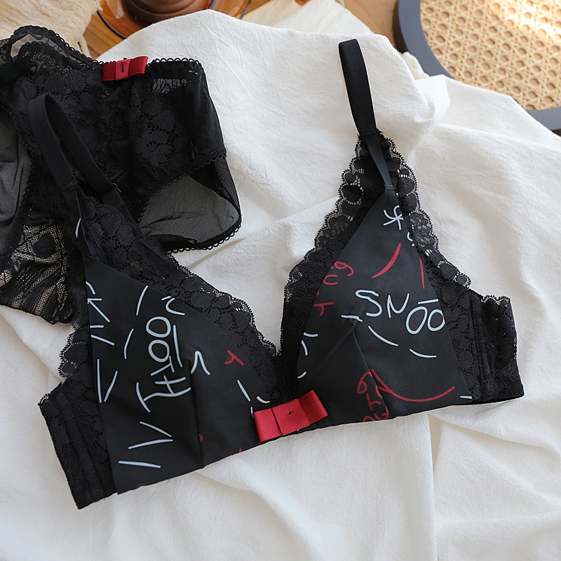 

Wriufred Random letters graffiti lingerie with panties set thin underwear women's non-wireless comfortable bra set bow cute bras