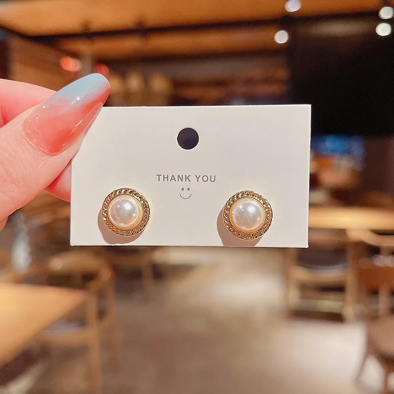 

Trendy Pearl Stud Earrings Vintage Simple Stainless Steel Small Earrings Jewelry For Women Luxury Designer Statement Earrings