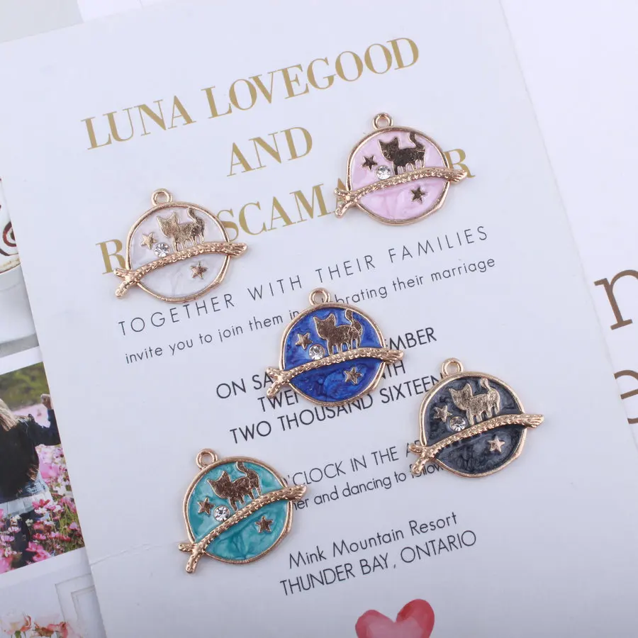 Аксессуары сделай сам корейской версии Маленькая подвеска из сплава к золота в