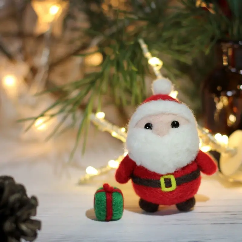

Christmas Santa Claus With Gift Box Wool Felt Craft DIY Non Finished Poked Set Handcraft Kit For Needle Material Bag Pack 72XF