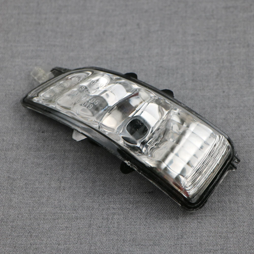 

Left&Right Side Wing Mirror Indicator Turn Signal Light Lamp Lens 31111102,31111090 For Volvo S40 S60 S80 C30 C70 V50 V70
