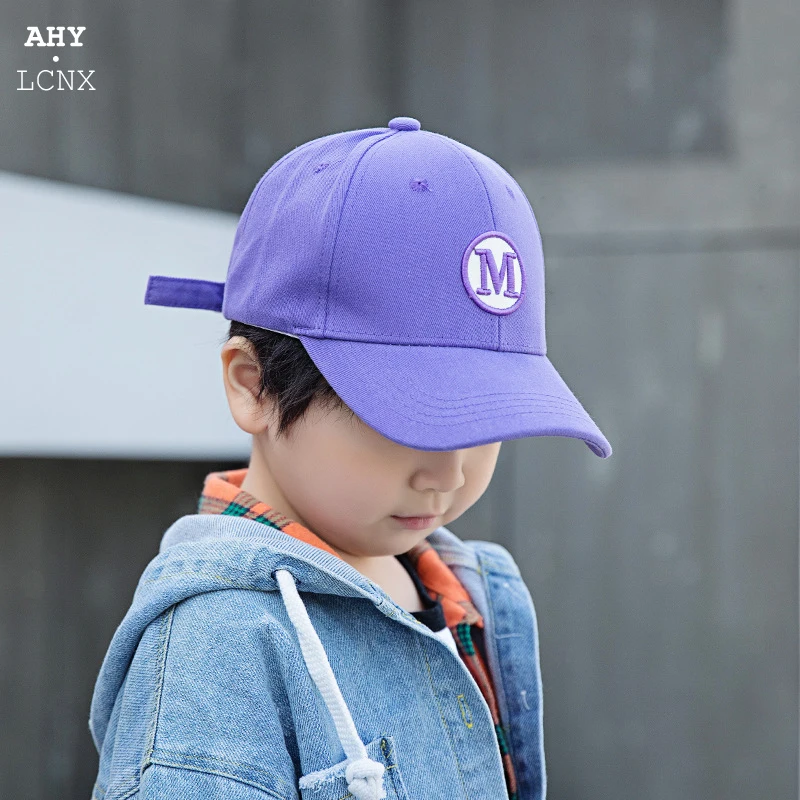

Весенняя бейсболка для маленьких мальчиков и девочек на весну от 3 до 10 лет, модная детская шапка с вышивкой буквы M, детские бейсболки в стил...