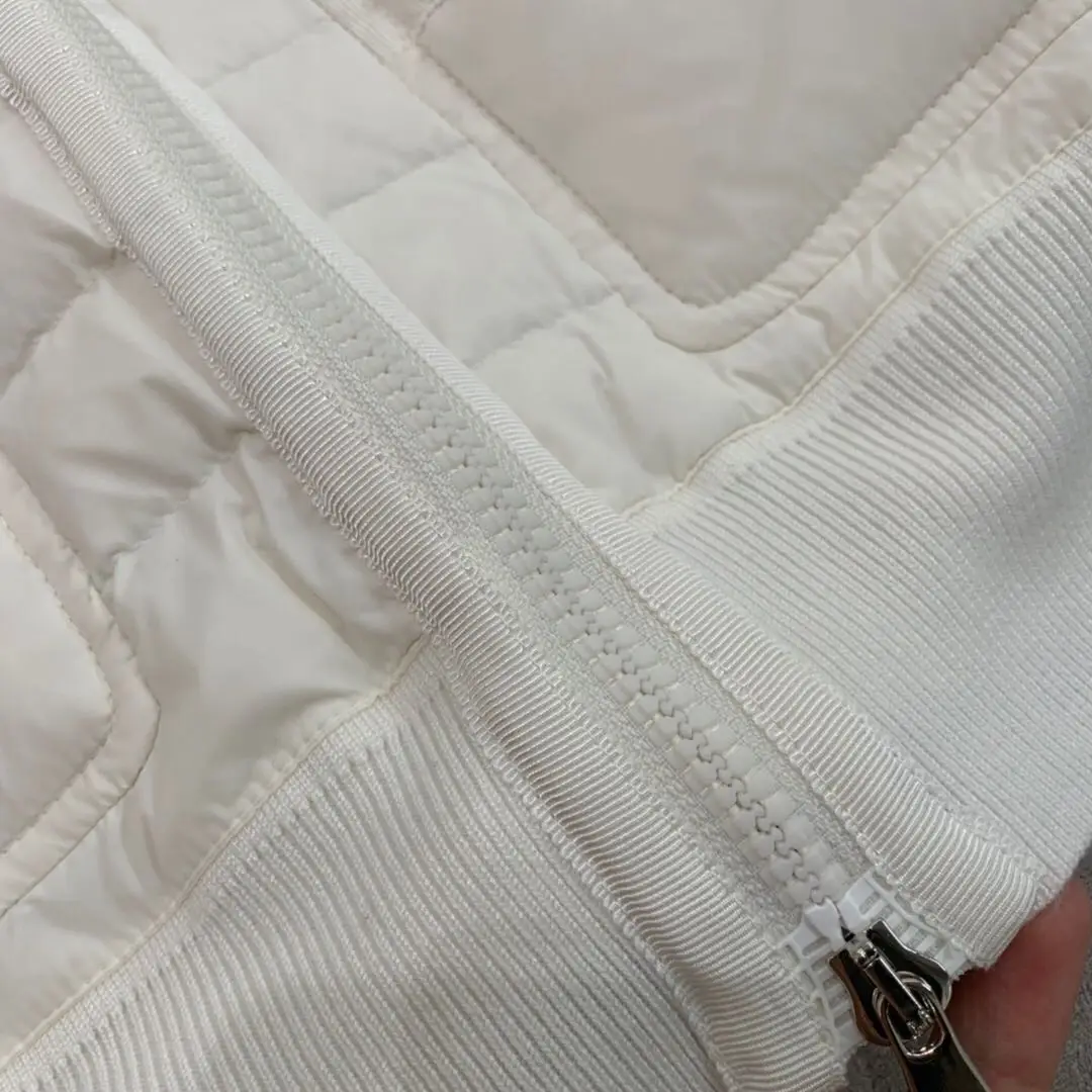 

2020 Autumn Winter New Pattern Fashion Show Thin Versatile Women's Jacket Knitted Stitching Thin Zipper Down Jacket M4