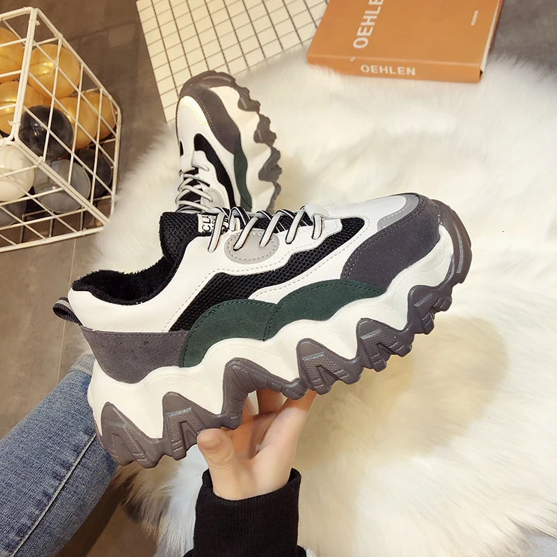 Новинка 2020 года сезон весна женские кроссовки на массивной платформе женская