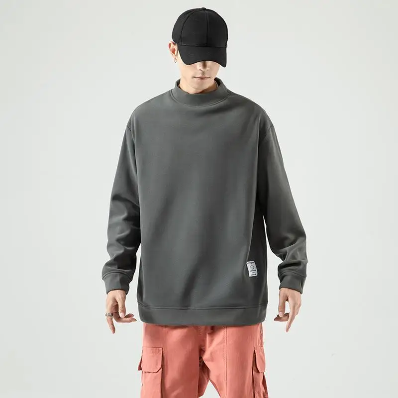 

Hoodies & Sweatshirts