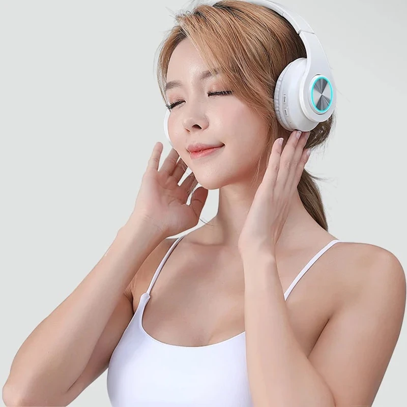 

Gaming Headsets Gamer Headphones Surround Sound Stereo Wired Earphones USB Microphone Colourful Light PC Laptop Game Headse