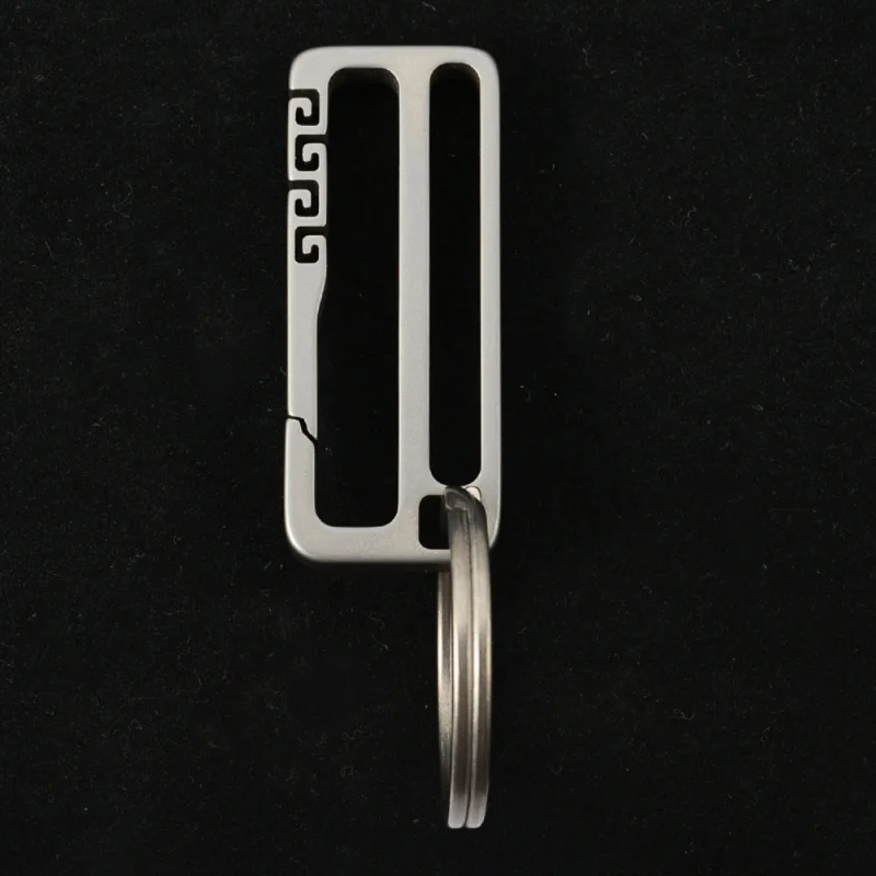 

Outdoor EDC Key Chain Titanium Alloy Belt Hang Buckle Waist Hanging Ring Personalized Custom Gift Car Pendant Buckle