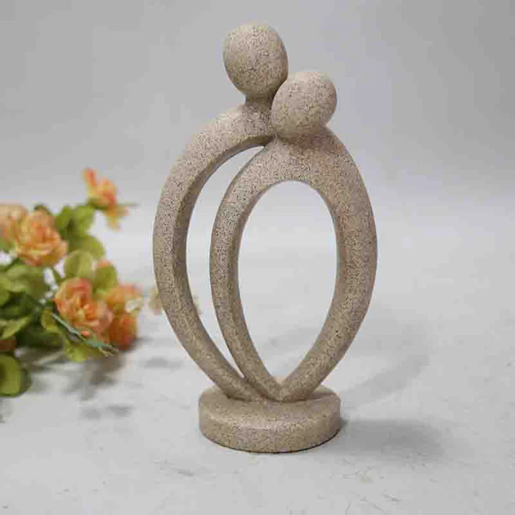 

Abstract Couple Figurine Creative Wedding Sculpture Lover Statue for Office Bedroom Living Room Wine Cabinet Decoration Ornament
