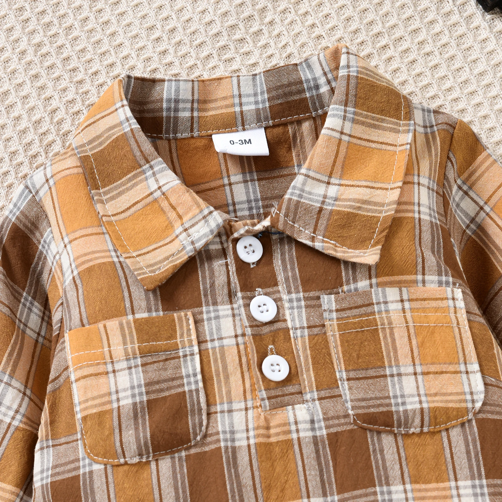 Модный костюм для новорожденных мальчиков из двух предметов с клетчатым узором