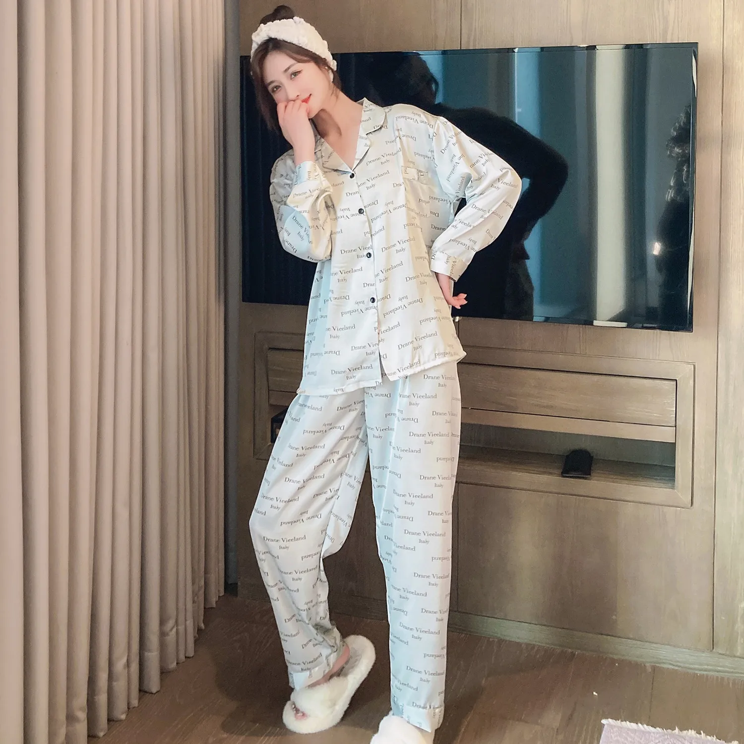 Sexy Sleepwear Snow and ice silk Pajama Set Spring Nighty Women Sleepwear Lapel Imitated Silk Fabric Plus Size Loose Version
