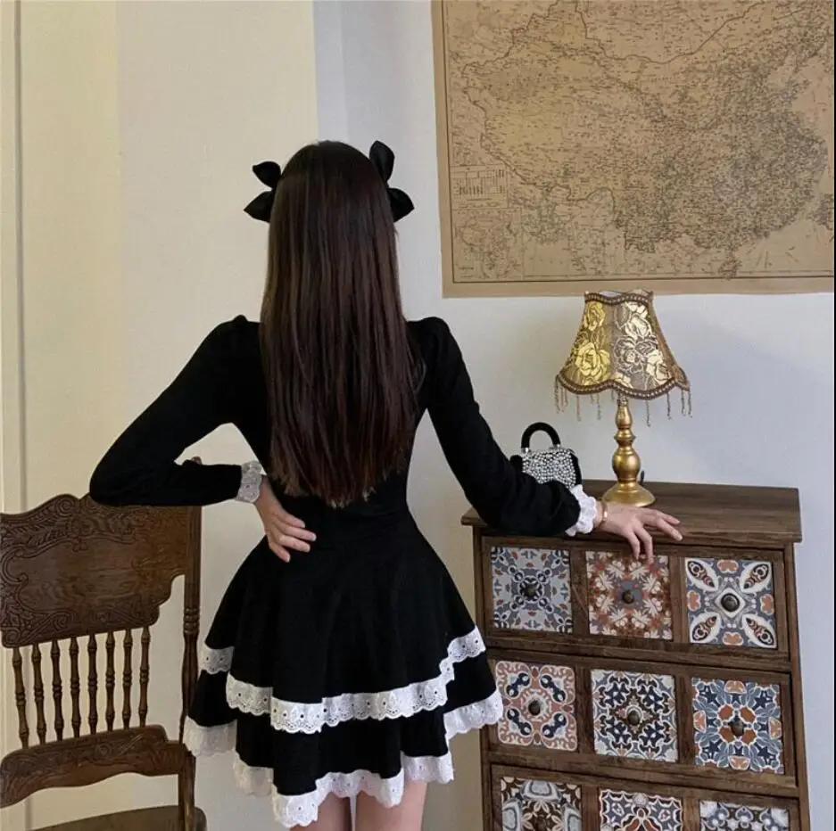 

Mothybot Spring Black French Long-Sleeved Lace 2021 New Waist Temperament V-Neck Fairy Dress