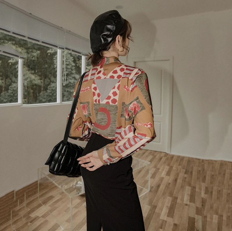 

Women Yellow Pattern Printed Big Size Blouse New Lapel Long Sleeve Loose Fit Shirt Fashion Tide Spring Autumn 2020 P952