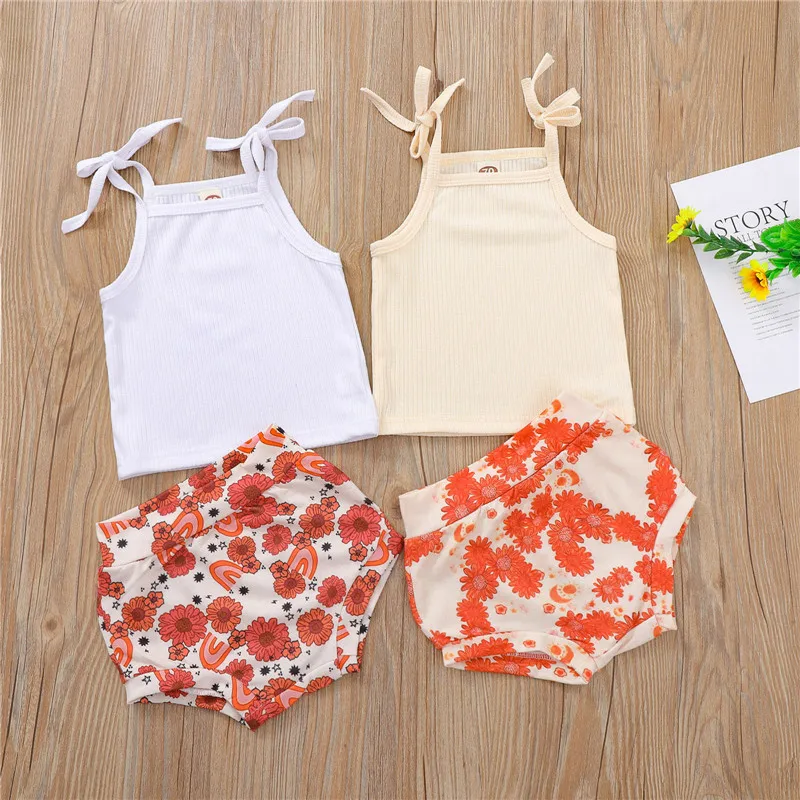 

0-24M 2Pcs Fashionable Baby Girls Outfit, Summer Sweet Style Solid Color Sleeveless Suspender Casual Top Floral Printing Shorts