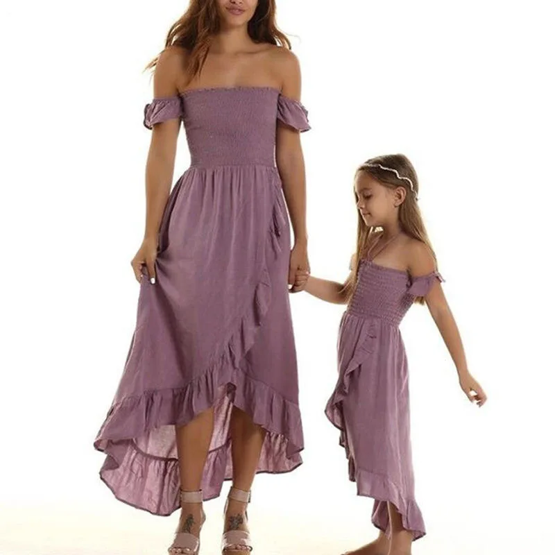 

Mother Daughter Dresses Summer Off Shoulder Strapless Irregular Ruffles Beach Dress Family Match Outfits Mommy and me Clothes