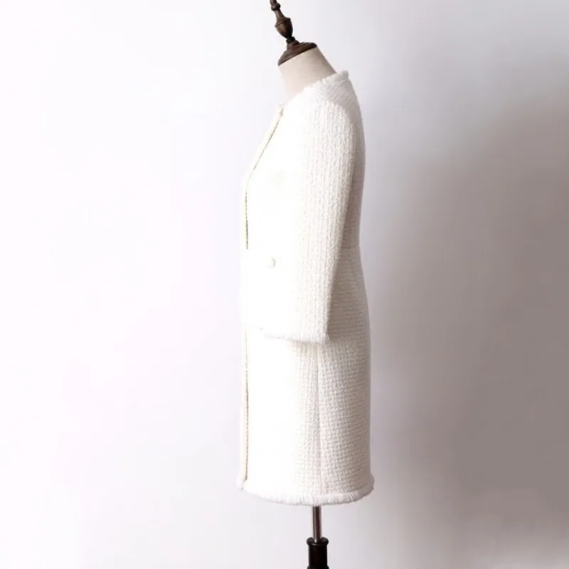 Женское прямое приталенное платье Элегантное однобортное из твида белое