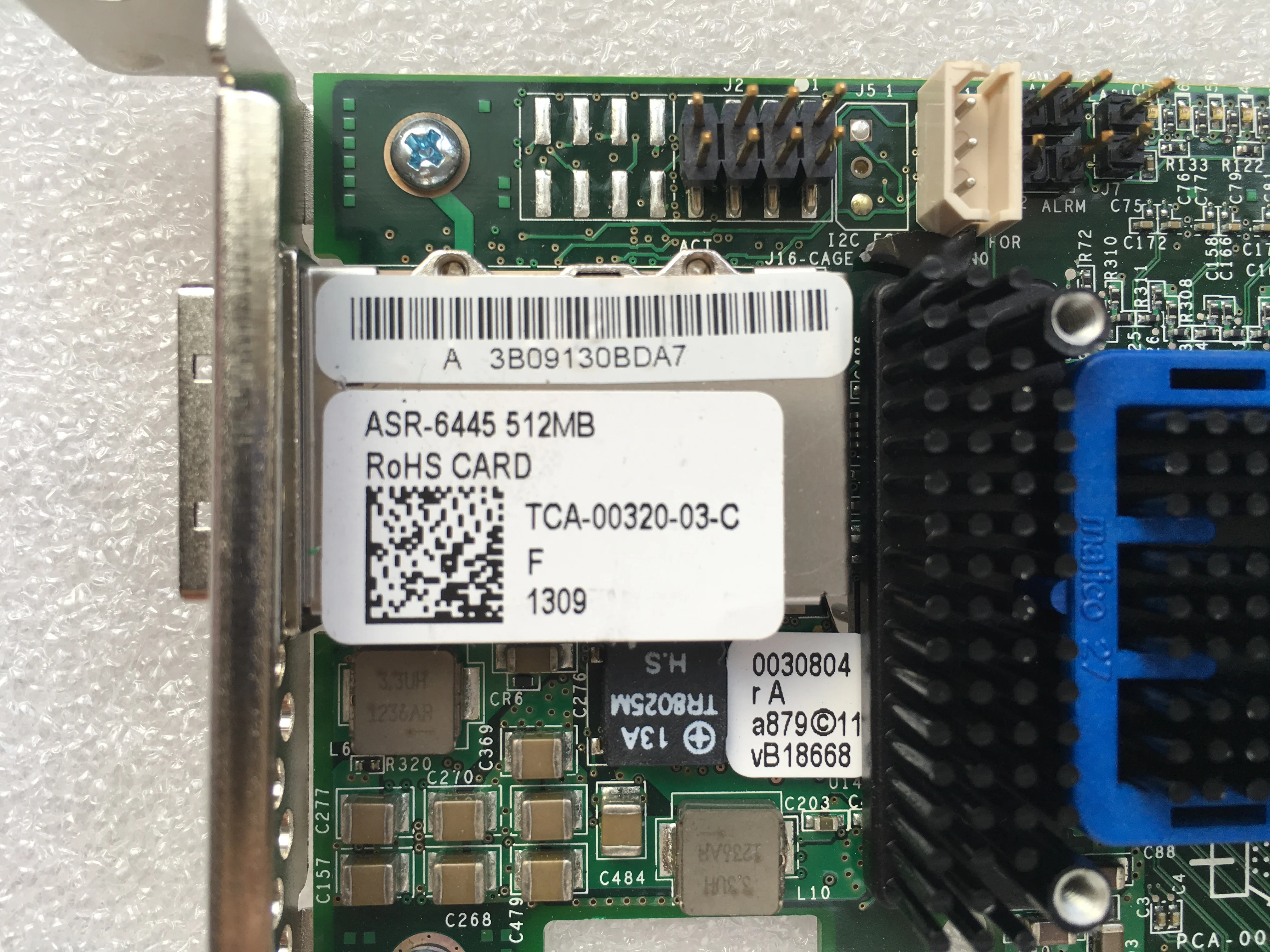 Адаптер для двух ядер SATA и SAS RAID контроллер HBA 512 Мб PCIe 2 0x8 с низким кронштейном |