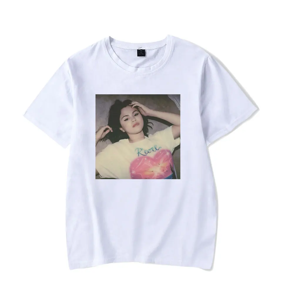 

Футболка с коротким рукавом для мужчин и женщин, Повседневная рубашка с принтом Селены Гомеза, мультяшная Одежда для мальчиков и девочек, на...