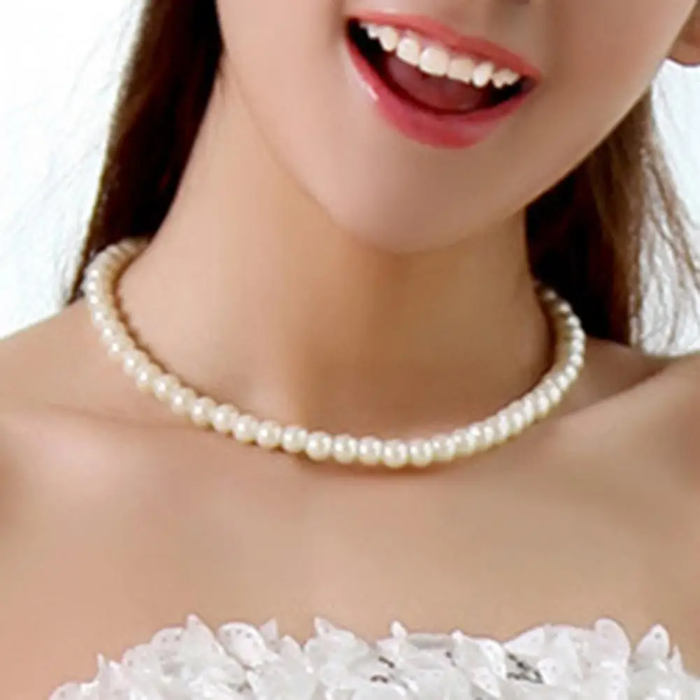 

Necklace 8mm Imitation Pearls Elegant Women Metal Lobster Clasp Necklace for Dating