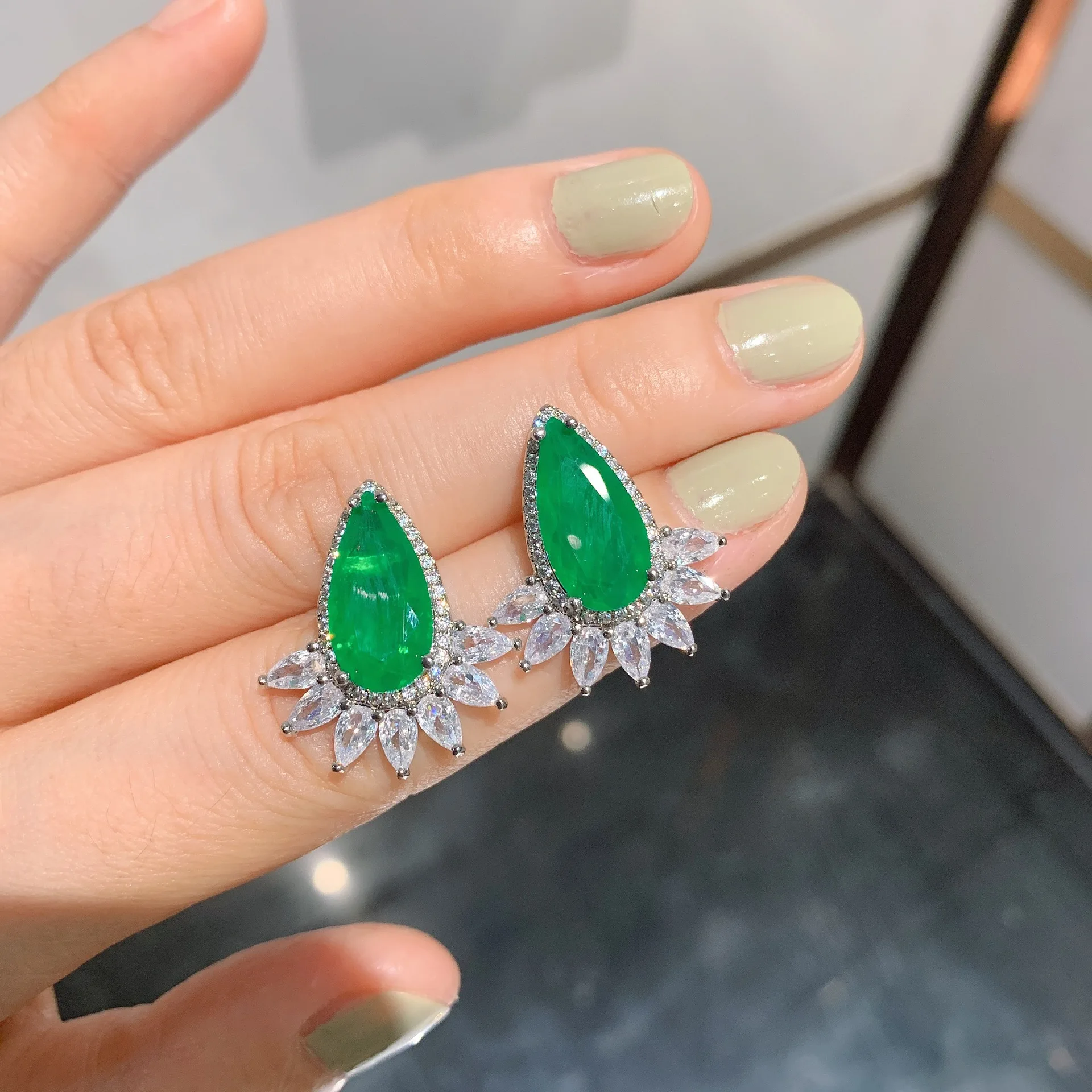 

Jewepisode Luxury 925 Sterling Silver Paraiba Tourmaline Emerald Gemstone Earrings Pendant Necklace Party Jewelry Sets Wholesale