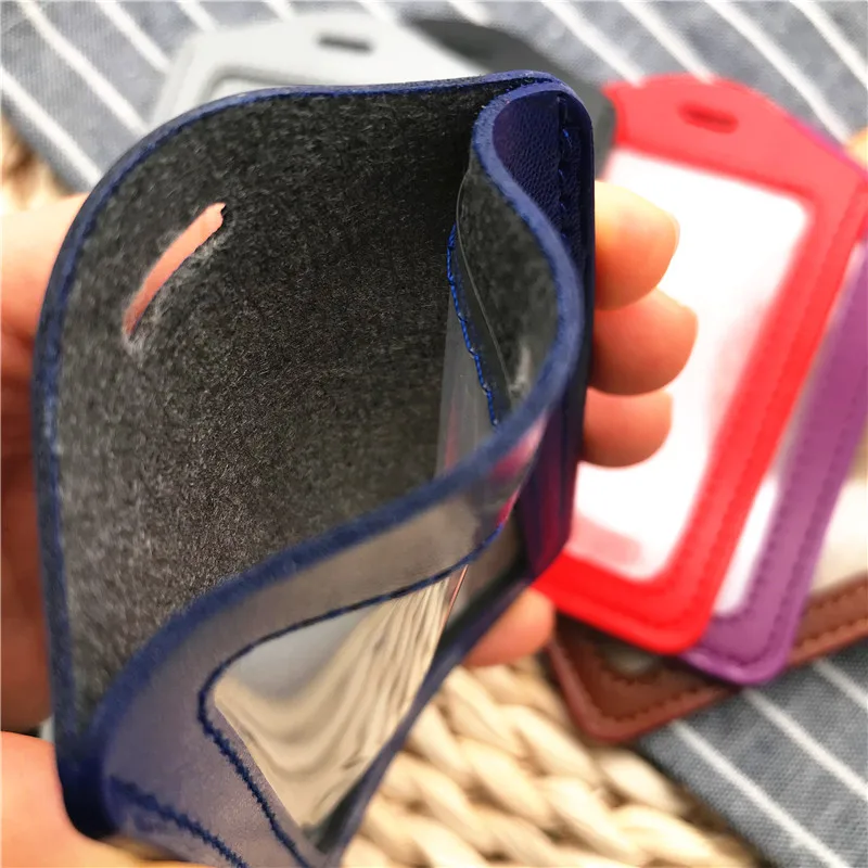 Набор из высококачественного материала искусственной кожи с вертикальными