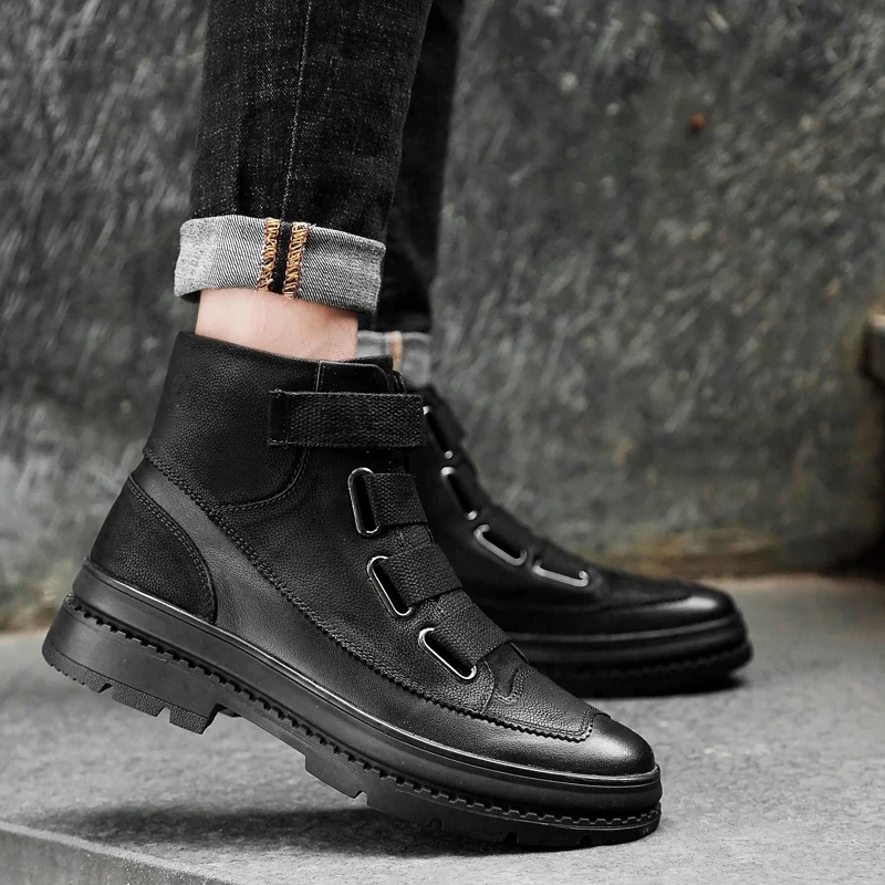 

Brand Men Winter Plush Warm fashion Genuine Leather Snow Boots Men lace up Ankle Sneakers Autumn Black Shoes big size 47