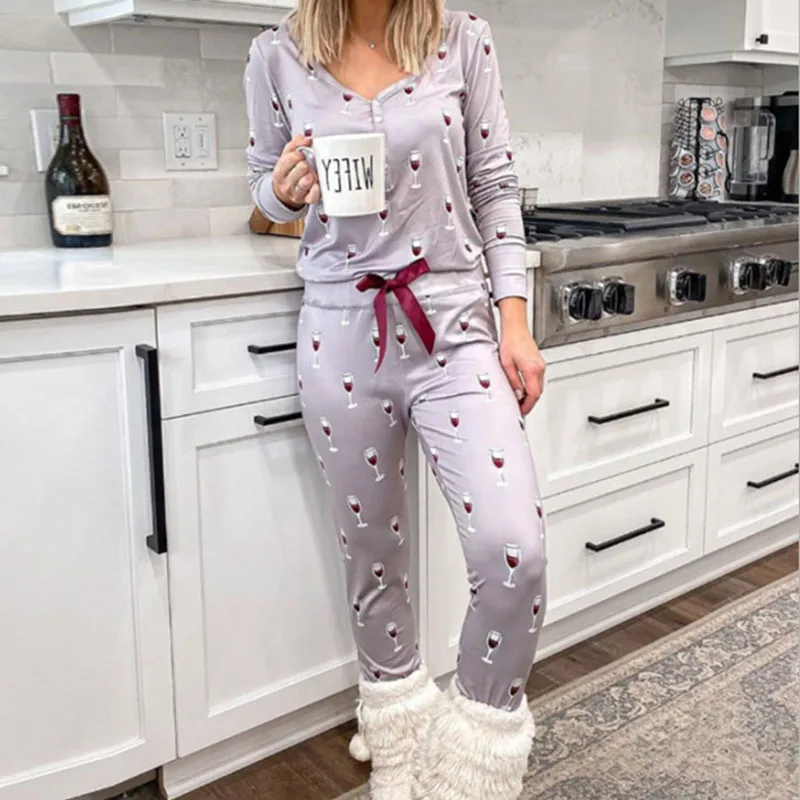 

Christmas Outfits Autumn Winter Women Casual Long Sleeve Two-Piece Sets Fashion Print V-Neck Tops And Lace-Up Long Pant Suits