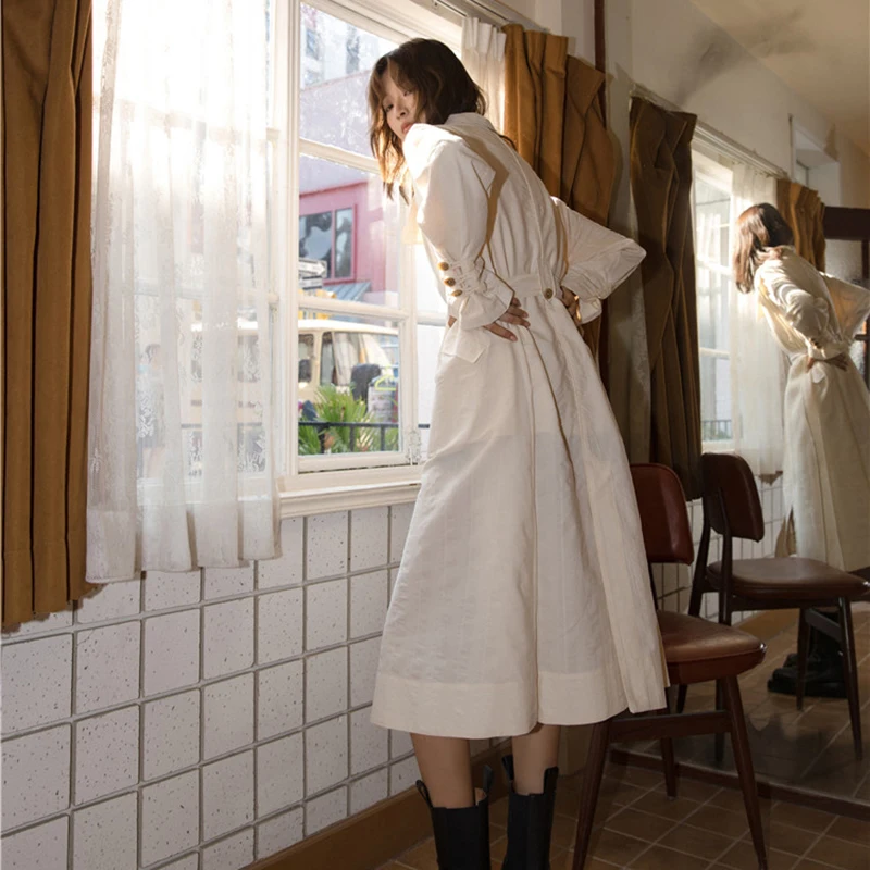 

Size Women Big Wrinkled Belt Trench New Lapel Long Sleeve Loose Fit Windbreaker Fashion Tide Spring Autumn 2021 1DD3039