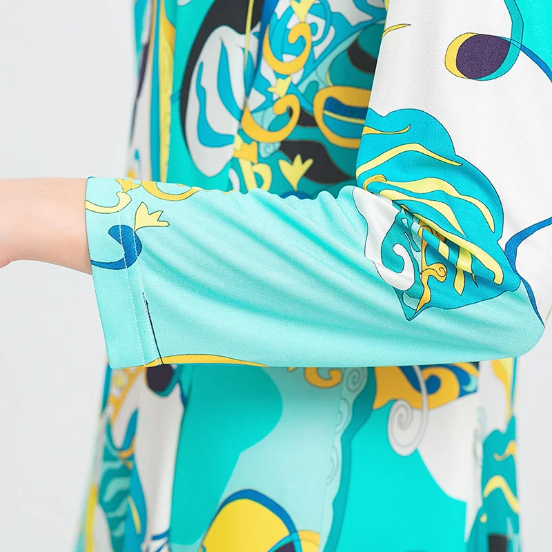 

VOA Abstract Printing and Dyeing Double-sided Knitted Round Punched Material Collage Super Elastic Waxy Soft Silk Dress A10693