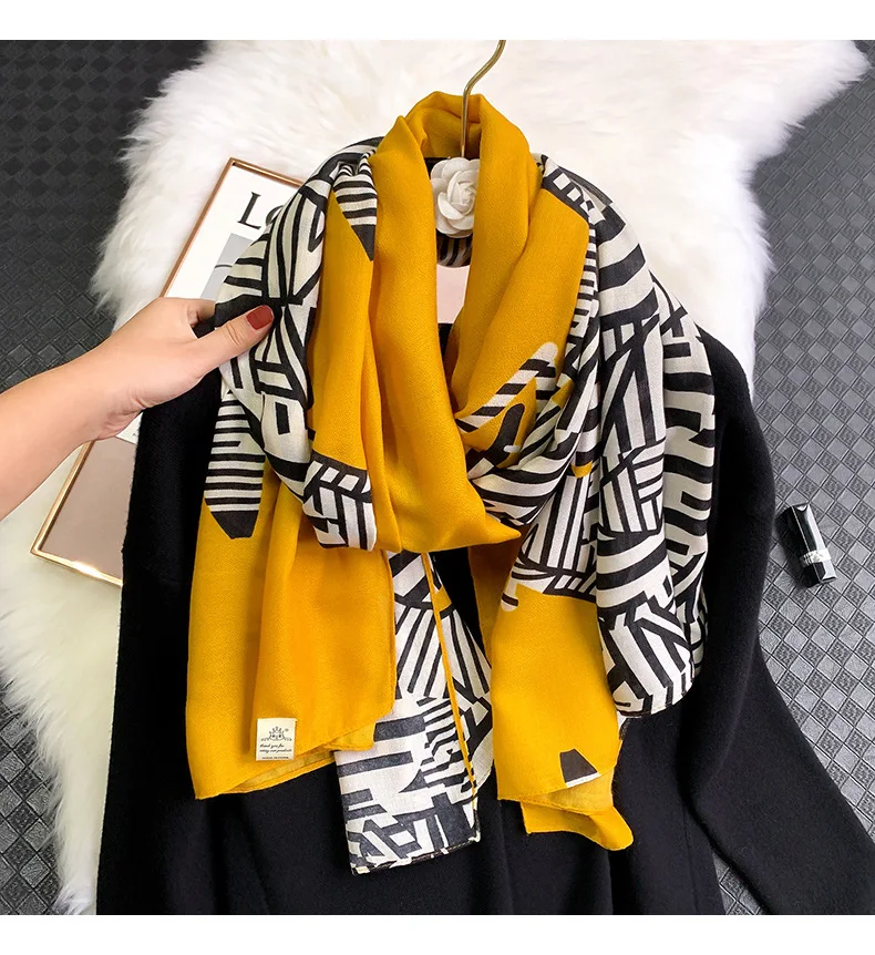 

2020 color matching stripe geometric cotton hemp women's scarf British fashion long shawl spring / summer thin sunscreen scarf
