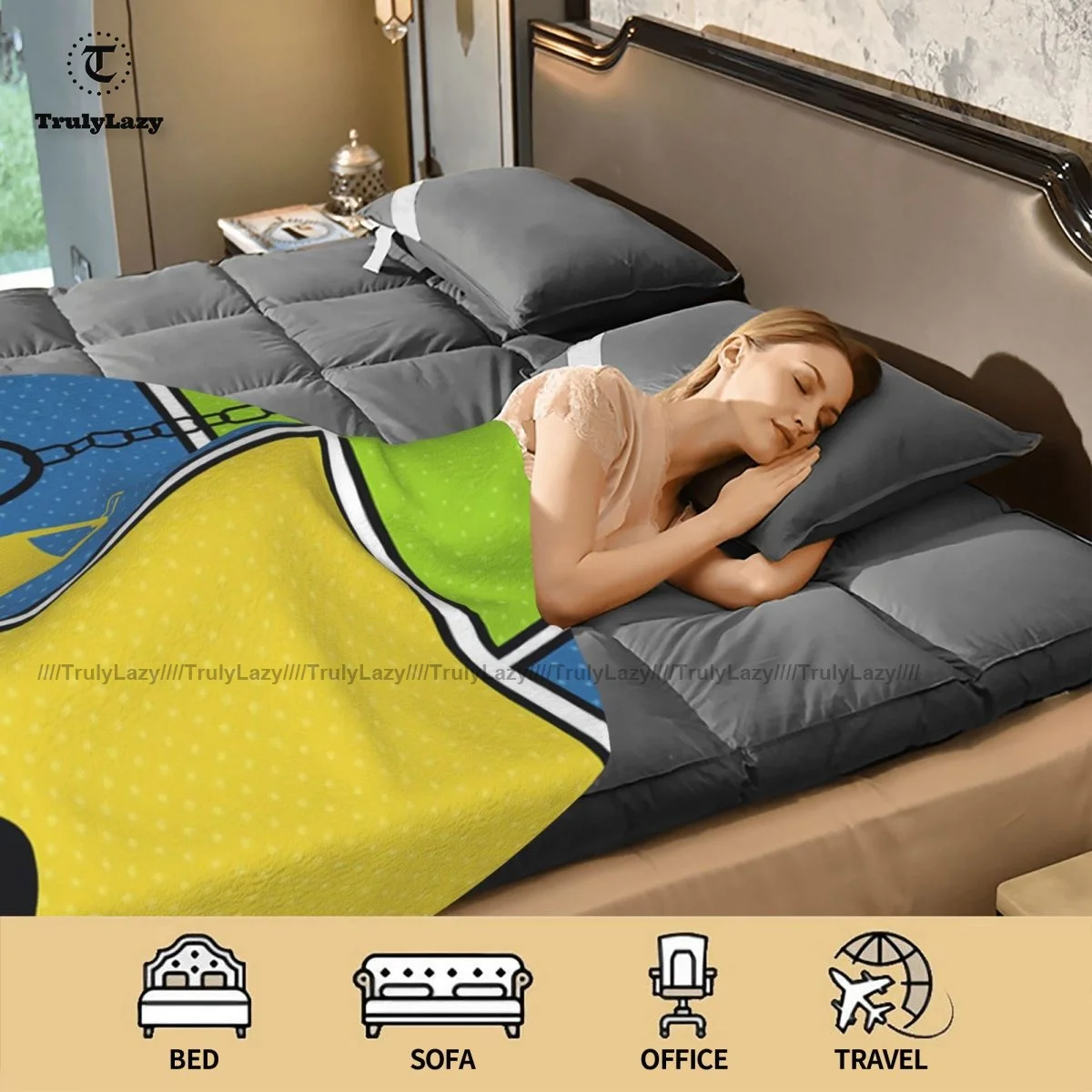 

Comic Book Blanket All Weather Soft Round Blanket Fashion Novelty Fleece Bedspread