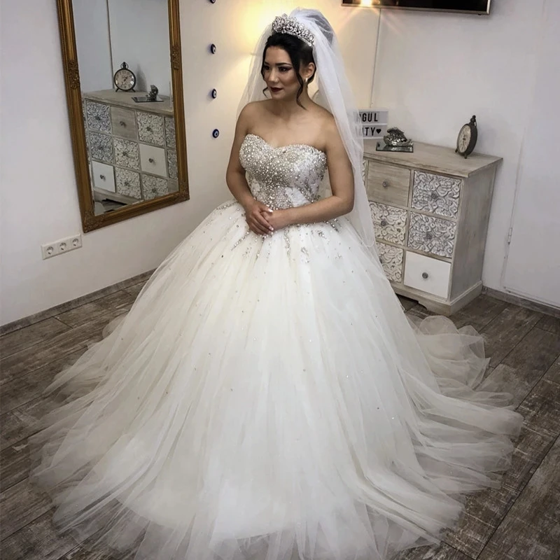 

Exquisite sweetheart Neckline Ivory Floor-Lengtall Gown Court Train Vestidos De Novia 2023 Crystals Beading Handworks Wedding Dr