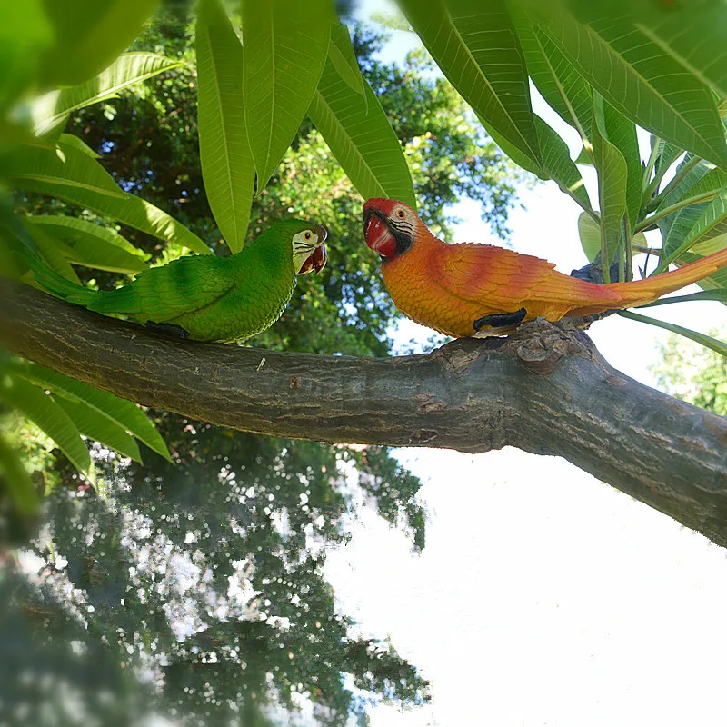 

Resin Parrot Statue Wall Mounted DIY Outdoor Garden Decoration Animal Sculpture for Home Office Home Garden Decor Ornament