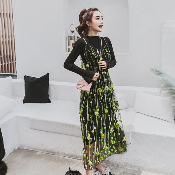 Knitted Dress 2 Piece Set Autumn New Solid Black Sweater Dress and Hairball Appliques Floral embroidery Mesh Sling Dress Sets