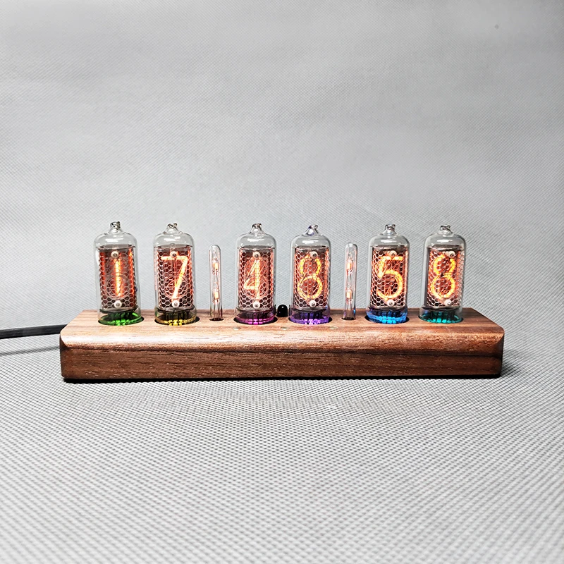 Рисунок 5 - Светящиеся трубчатые часы